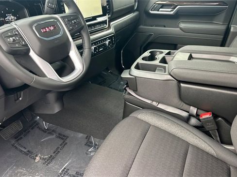 New 2026 GMC Sierra 1500 Elevation w/ LPO, Elevation Black Package image 10