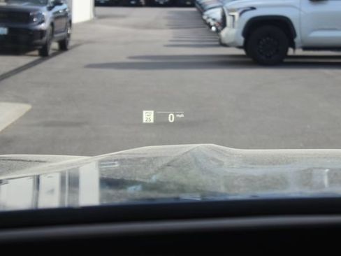Used 2022 BMW X7 xDrive40i w/ Premium Package AWD/4WD image 16