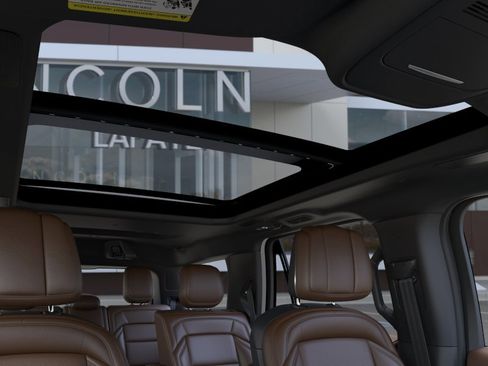 New 2026 Lincoln Navigator Reserve AWD/4WD image 22