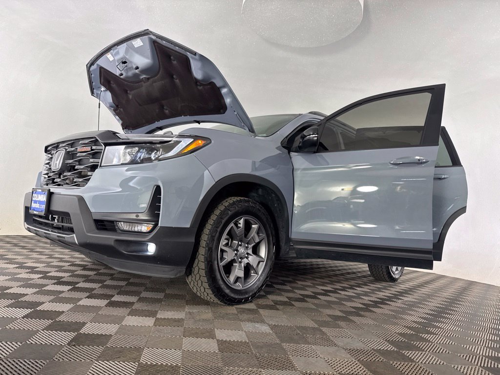 Used 2024 Honda Passport TrailSport image 16