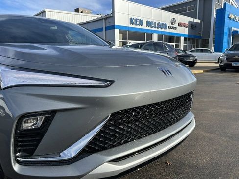 New 2026 Buick Envista Sport Touring w/ Convenience I Package image 4