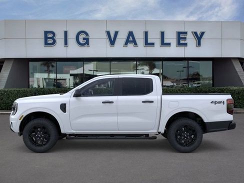 New 2025 Ford Ranger XLT w/ Black Appearance Package image 3