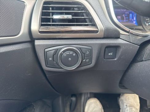 Used 2013 Ford Fusion SE FWD image 22
