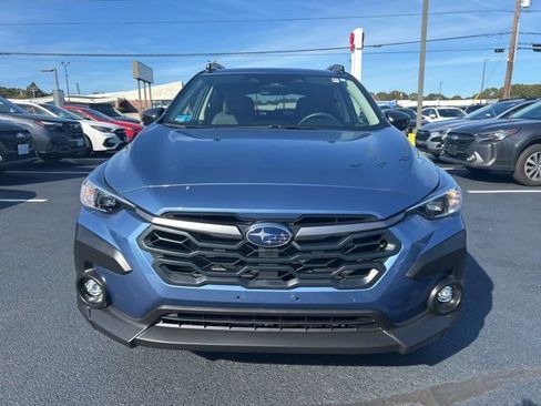 Used 2024 Subaru Crosstrek 2.0i Premium image 2