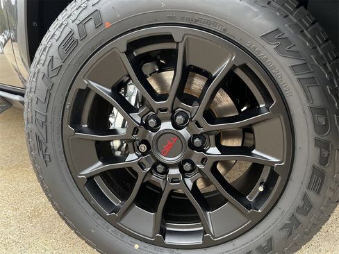 New 2025 Toyota Tundra SR5 image 11