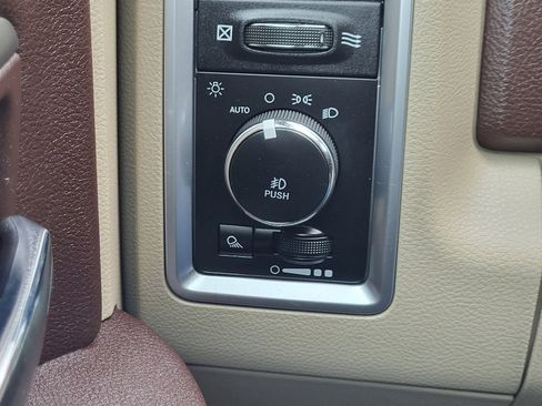 Used 2017 RAM 1500 Big Horn image 31