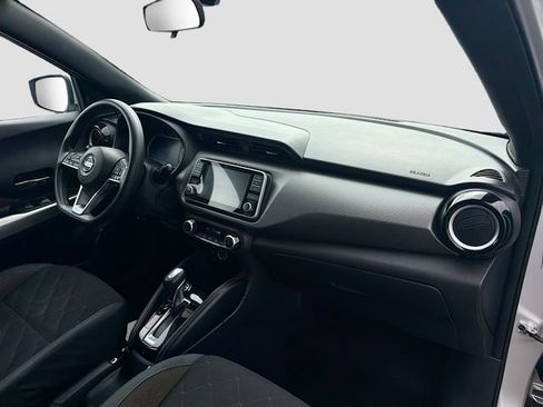 Used 2020 Nissan Kicks SV FWD image 26