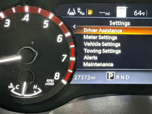 Used 2017 Nissan Titan SL RWD image 31