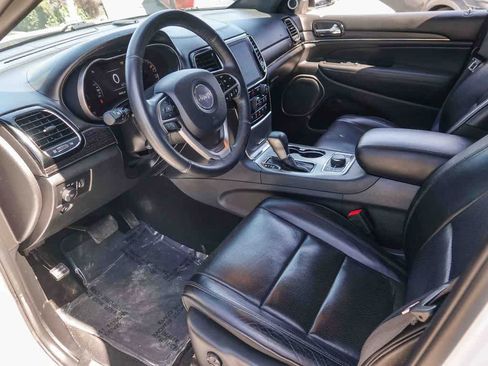 Certified 2019 Jeep Grand Cherokee High Altitude image 16