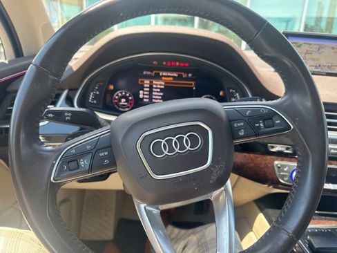Used 2019 Audi Q7 3.0T Prestige AWD/4WD image 12
