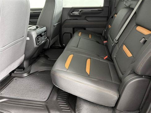New 2026 GMC Sierra 2500 AT4 w/ AT4 Premium Plus Package AWD/4WD image 18