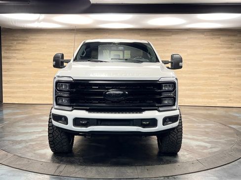 Used 2024 Ford F250 Lariat w/ Sport Appearance Package image 19