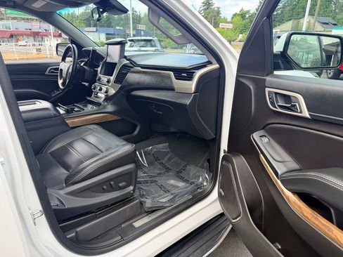 Used 2018 GMC Yukon Denali AWD/4WD image 29