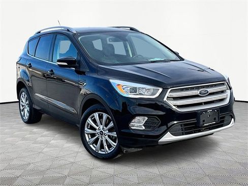 Used 2018 Ford Escape Titanium image 1