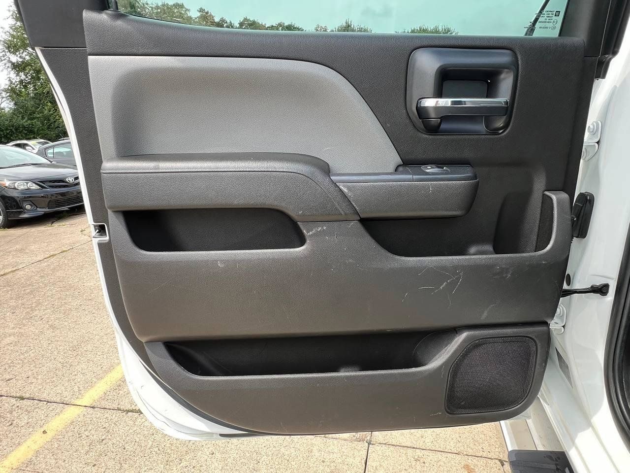 Used 2016 GMC Sierra 2500 4x4 Crew Cab image 9