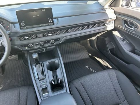 Used 2023 Honda Accord EX image 18