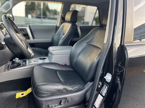 Used 2013 Toyota 4Runner SR5 w/ Premium Pkg w/3rd Row Seat AWD/4WD image 9