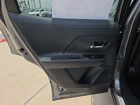New 2026 Nissan Kicks SR w/ Cold Weather Package FWD image 37