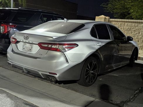 Certified 2019 Toyota Camry SE w/ Protection Package (Q2) FWD image 4