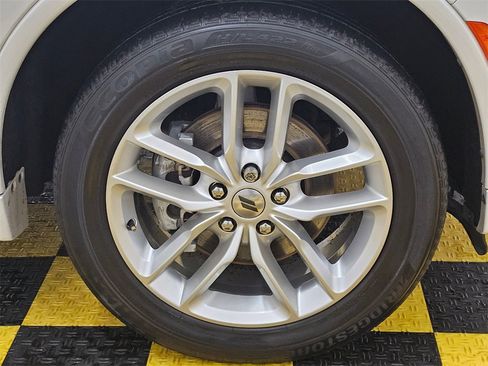 Used 2022 Dodge Durango GT image 9