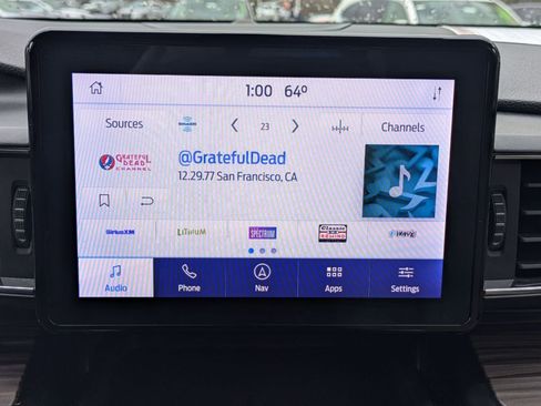 Used 2021 Ford Explorer Limited w/ Equipment Group 301A image 12