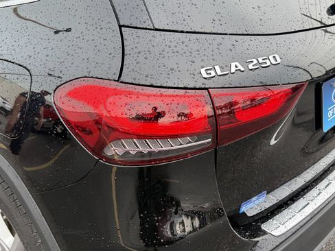 Used 2023 Mercedes-Benz GLA 250 image 12