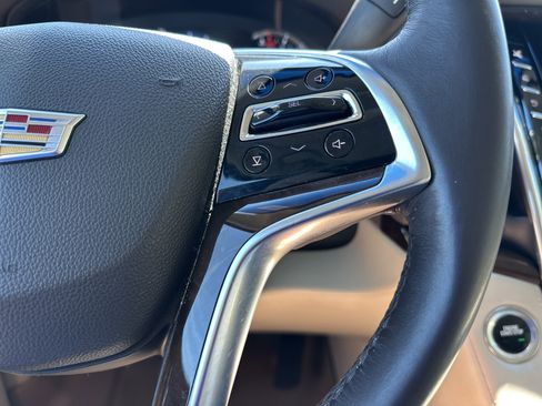 Used 2016 Cadillac Escalade ESV Luxury RWD image 21