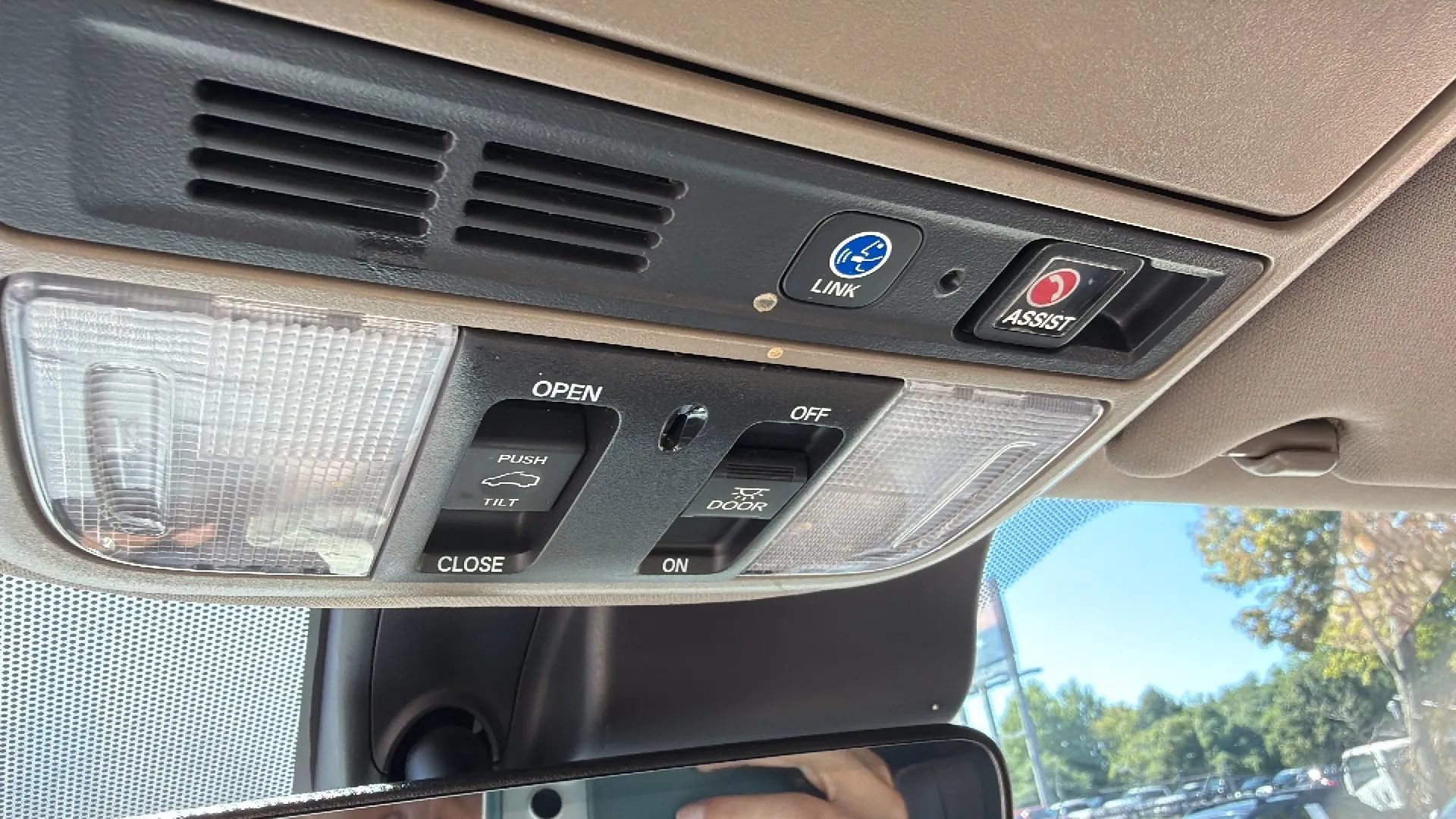 Used 2019 Honda Pilot Touring image 29