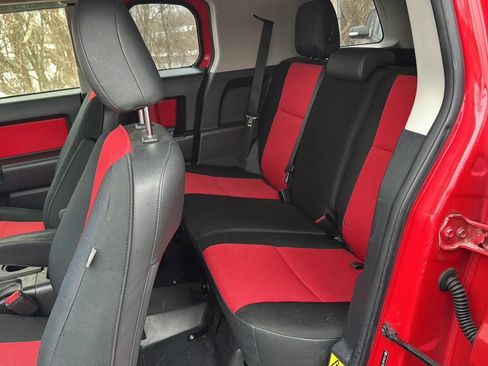 Used 2012 Toyota FJ Cruiser 4WD w/ Trail Teams Special Edition image 12