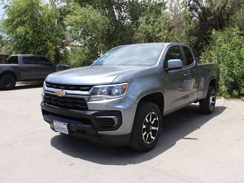 Used 2021 Chevrolet Colorado LT w/ Fleet Safety Package RWD image 3