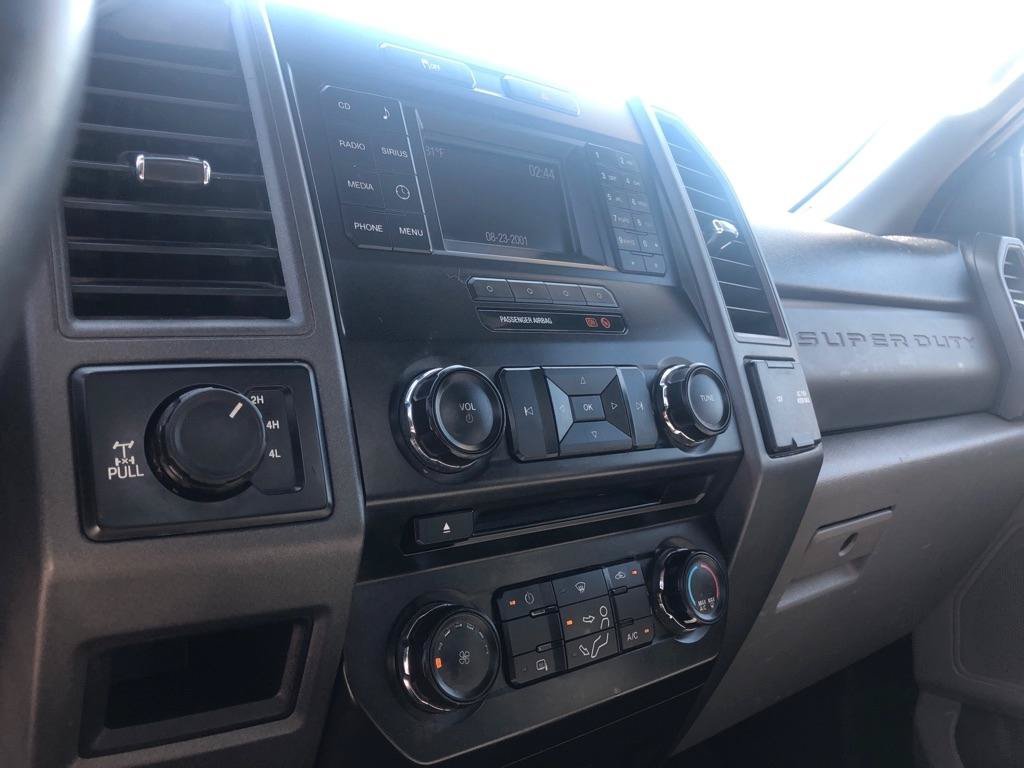 Used 2019 Ford F150 XLT w/ Equipment Group 302A Luxury AWD/4WD image 7