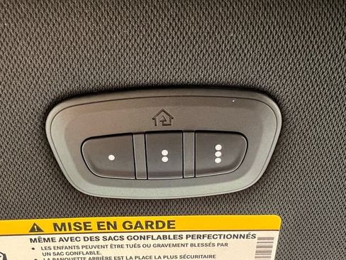 New 2027 Chrysler Pacifica Select AWD/4WD image 31