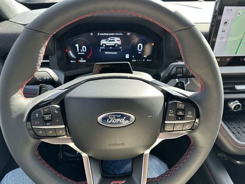 New 2025 Ford Explorer ST image 31