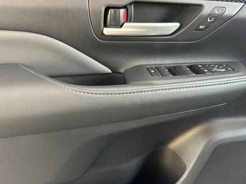 New 2026 Toyota Grand Highlander MAX Platinum image 10