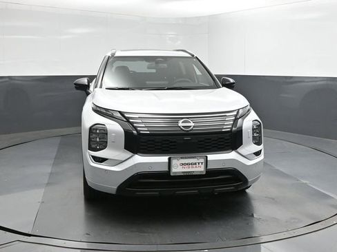 New 2026 Nissan Rogue Platinum image 22