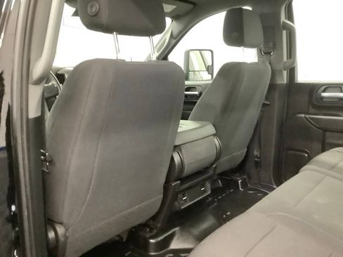 Used 2023 GMC Sierra 2500 Pro w/ Gooseneck/5TH Wheel Package image 8