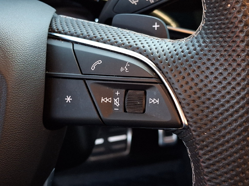 Certified 2023 Audi SQ8 Prestige AWD/4WD image 24