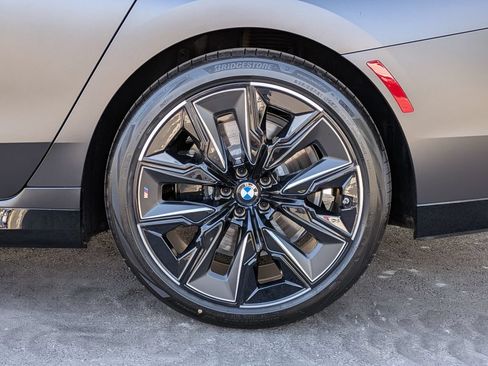 New 2026 BMW 740i RWD image 30