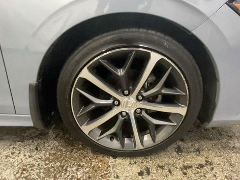 Used 2024 Honda Civic Touring image 17