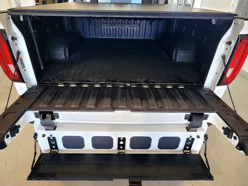 Used 2023 GMC Sierra 1500 Denali w/ Denali Reserve Package image 16