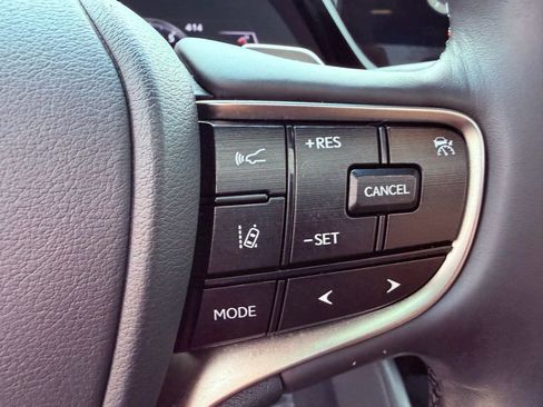 Certified 2024 Lexus ES 350 w/ Premium Package image 20