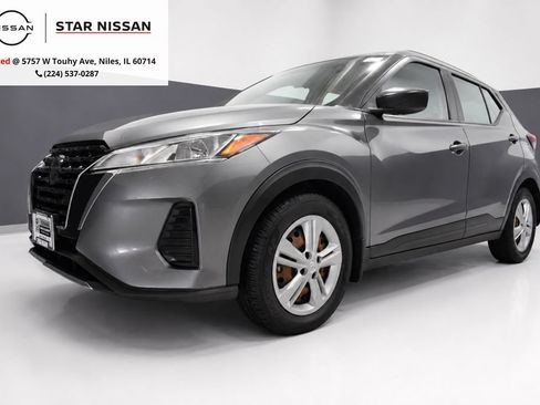 Used 2021 Nissan Kicks S FWD image 1