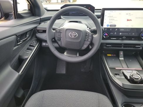 Used 2026 Toyota bZ AWD/4WD image 13