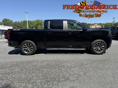 Used 2019 Chevrolet Silverado 1500 RST w/ All-Star Edition AWD/4WD image 9