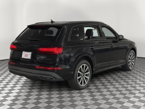 Used 2023 Audi Q7 2.0T Premium Plus w/ Premium Plus Package AWD/4WD image 9