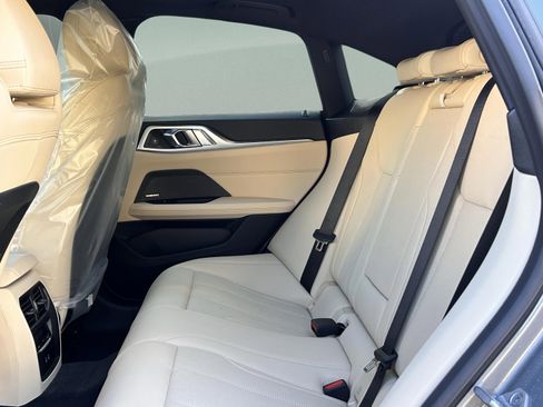 Used 2025 BMW i4 eDrive40 w/ Premium Package image 27