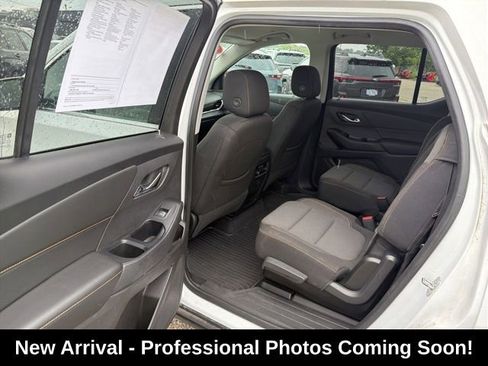 Used 2018 Chevrolet Traverse LT FWD image 7