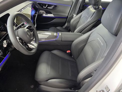 New 2026 Mercedes-Benz E 53 AMG e 4MATIC Sedan image 6
