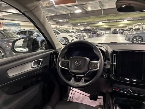 Used 2026 Volvo XC40 B5 Plus AWD/4WD image 45