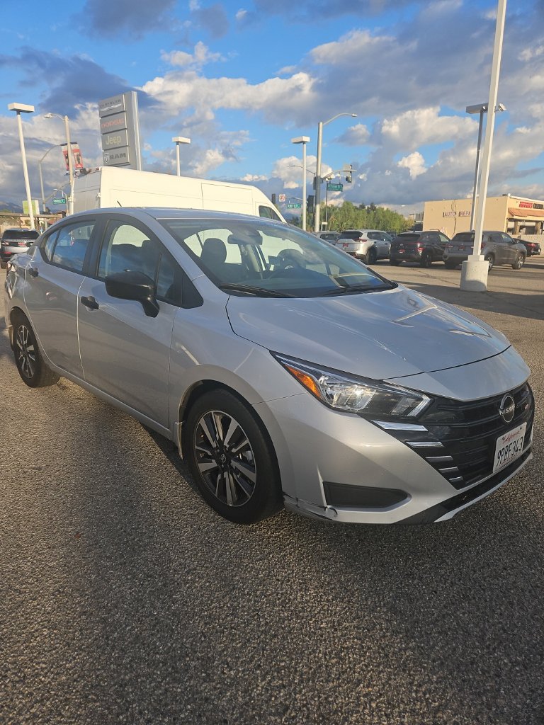 Used 2024 Nissan Versa S w/ S Plus Package FWD image 1